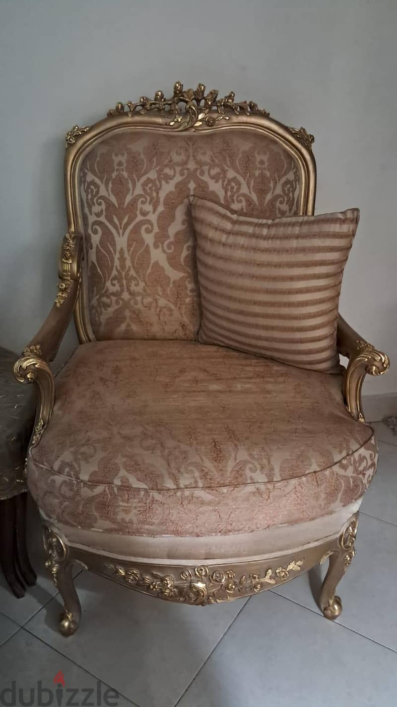 sofa and chairs 1