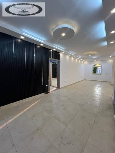 Apartment for rent (residential or administrative use) in Fifth Settlement – ​​South Academy area, near Al-Tesaeen Street and Al-Jawy Hospital. Super-
