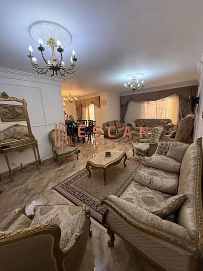 Luxury Furnished Apartment for Rent – ​​160 sqm in Al Rehab 1. Prime location next to Ahmed Afifi Mosque and restaurants. Just