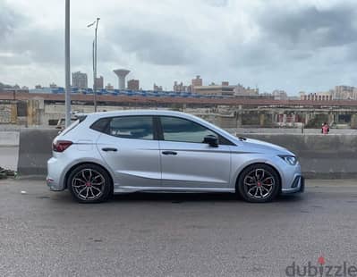 Seat Ibiza 2021 /سيات إبيزا 2021 فئه اولي