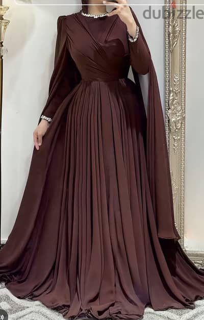 فستان اسواريه اتلبس مره واحده فقط