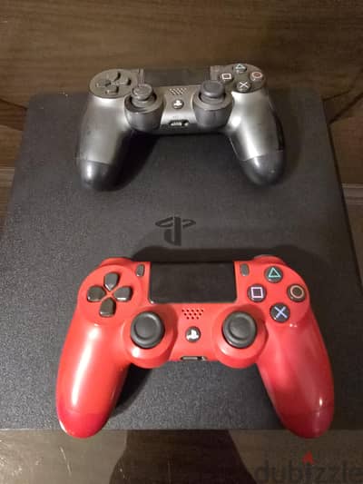 PS4 - Slim - 500G - 2 Original Controllers