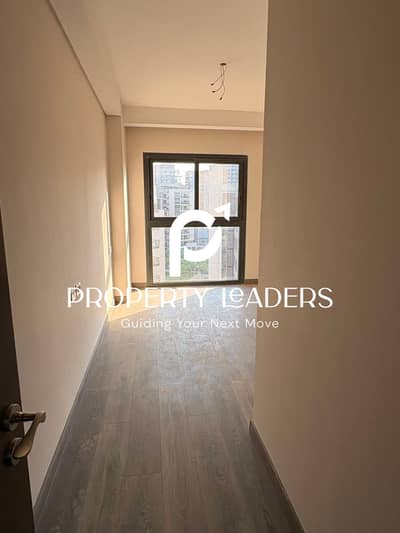 Apartment for rent in zed west - 169 m