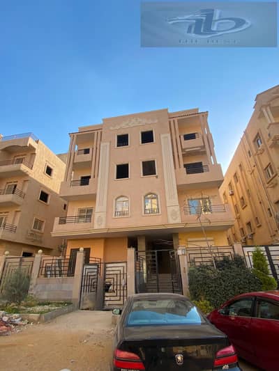 Apartment for sale in Al-Andalus 2 - Fifth Settlement   Very special location in Al-Andalus 2, near roads and essential services. 