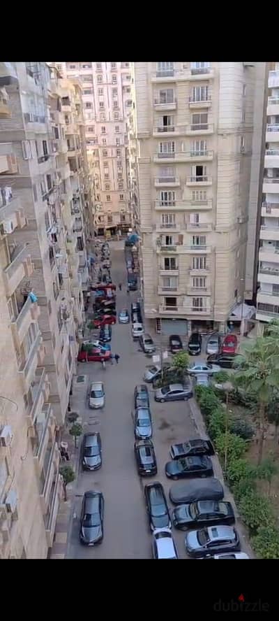 شقه مفروشه للايجار السنوي ب سموحه بالقرب من ميدان سويدان