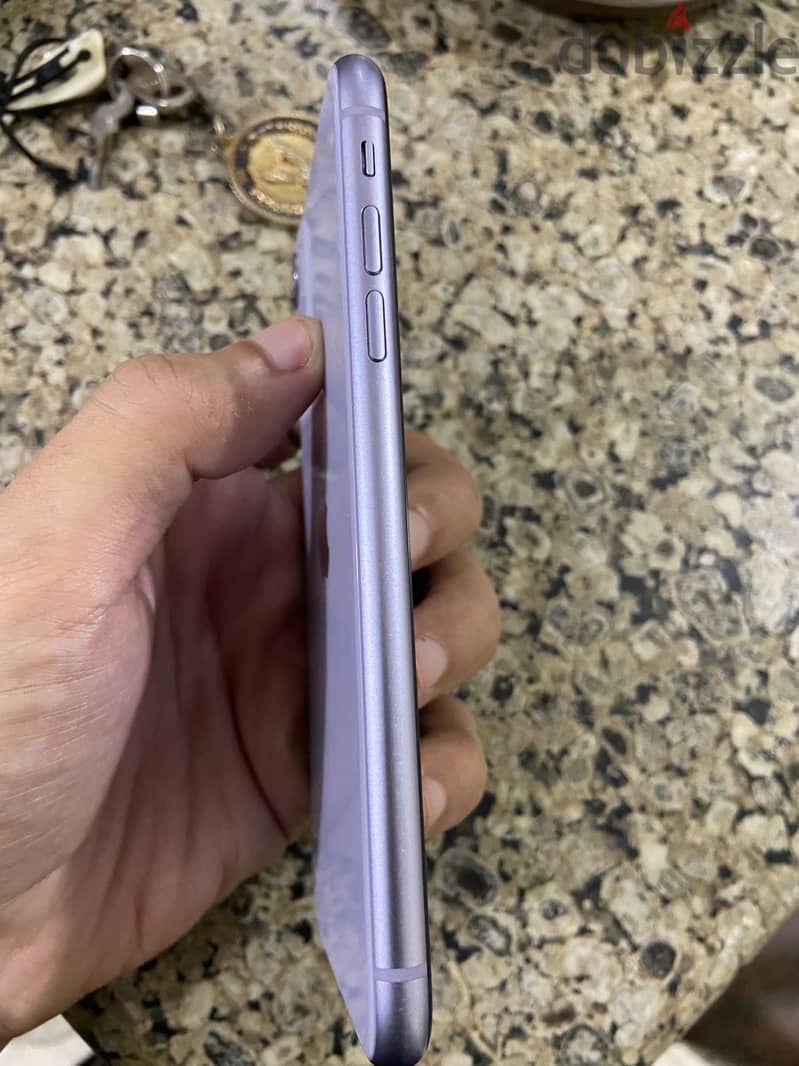 Apple - iPhone 11 5