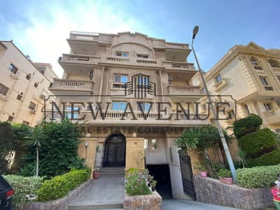 Duplex with garden-super lux finished  for sale in Gharb Arabella compound-new cairo-ready to move