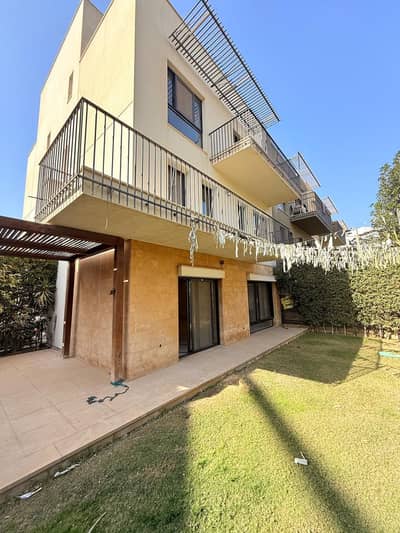سيتي فيلا للايجار 350متر بالمطبخ والتكييفات كمبوند ويستاون - بيفرلى هيلز - الشيخ زايدCity villa for rent, 350 sq m, with kitchen and air conditioning سيتي فيلا للايجار 350متر بالمطبخ والتكييفات كمبوند ويستاون - بيفرلى هيلز - الشيخ زايدCity villa for rent, 350 sq m, with kitchen and air conditioning