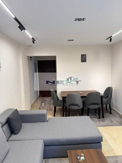Furnished apartment for rent in Madinaty, 80 sq m, 2 bedrooms + 1 bathroom, top floor, high-end finishing, modern furnishings, one minute from service
