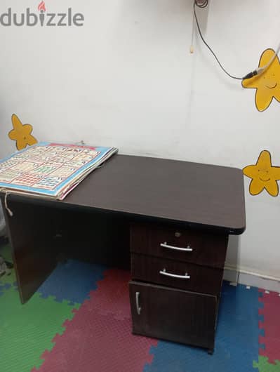 مكتب للبيع