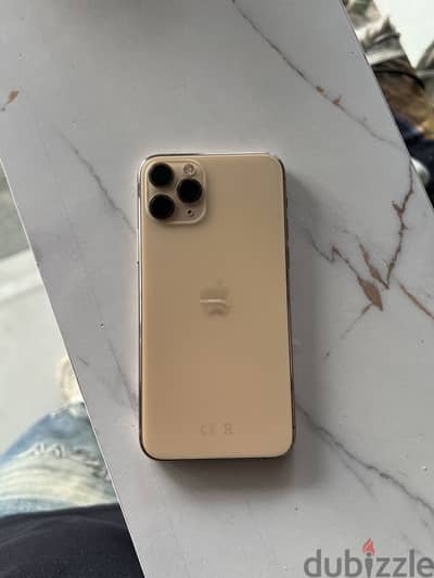 ايفون 11 pro