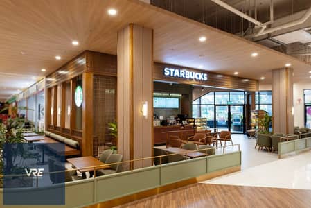77 sq m Commercial Shop with 24 sq m Terrace for Sale in Town Center 2, Shorouk City, Ideal for Restaurants and Cafes