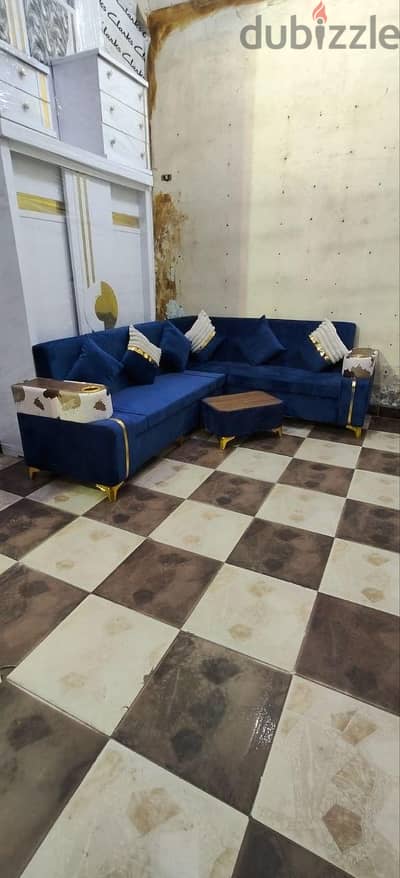 ركنه خشب كونتر جديده للبيع بسعر رائع