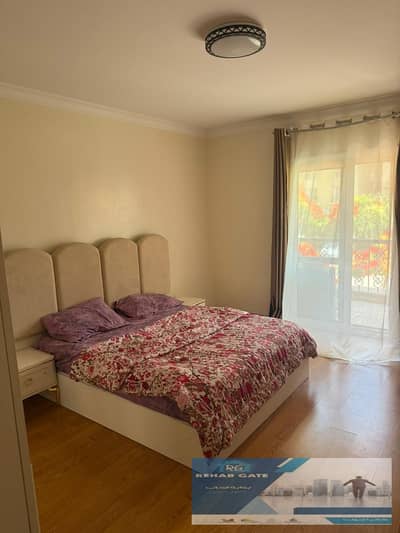 A distinctive 300-square-meter apartment for rent in Al Rehab City   Near Avenue Mall and Carrefour   Ready for immediate occupancy  Includes kitc
