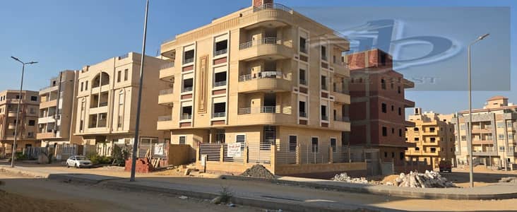 Full building for sale - special opportunity    Unit area: 175 square meters