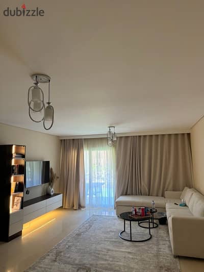 شقة للإيجار ارضي بجاردن كمبوند 90 Avenue | التجمع الخامس فرصة مميزة للسكن داخل أحد أفضل كمبوندات القاهرة الجديدة.