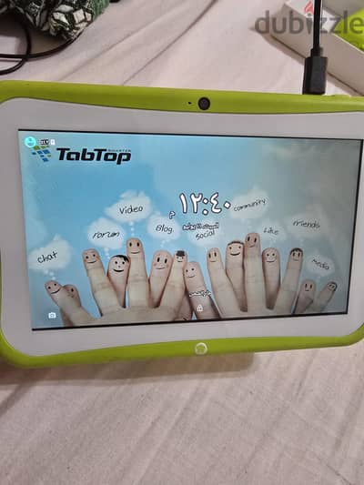تابلت تعليمي للأطفال بحاله جيده جدا و بالعلبه والشاحن
