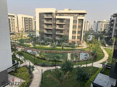 Studio for sale in Privado 65 sqm Madinaty overlooking the lakes A special opportunity to own a sophisticated apartment in one of the finest phases