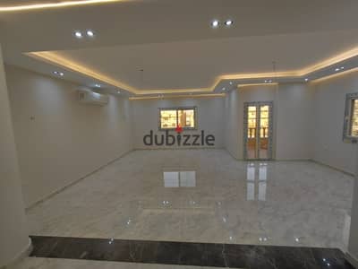 Apartment for rent in Al-Banafseg Villas, New Cairo (First Settlement). 220 sqm, includes air conditioning; first-time occupancy.