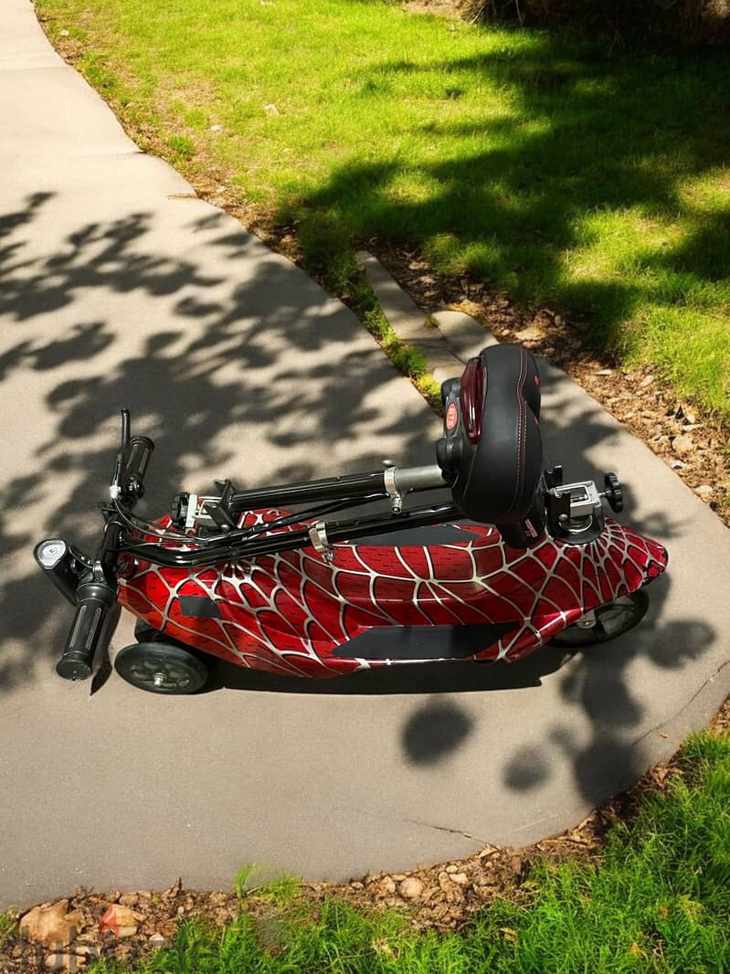 Foldable electric scooter 5