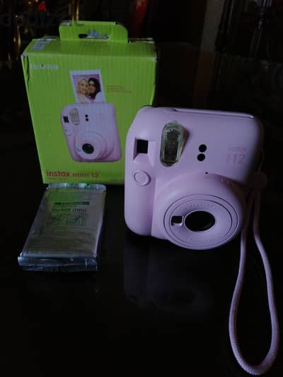 Fujifilm Instax mini 12 camera