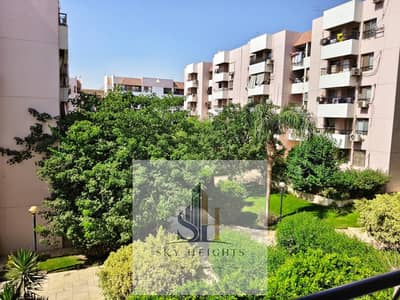 Apartment for sale in Rehab City, prime location, garden view, next to Gateway Mall & Gate 13, first floor, at a great price.