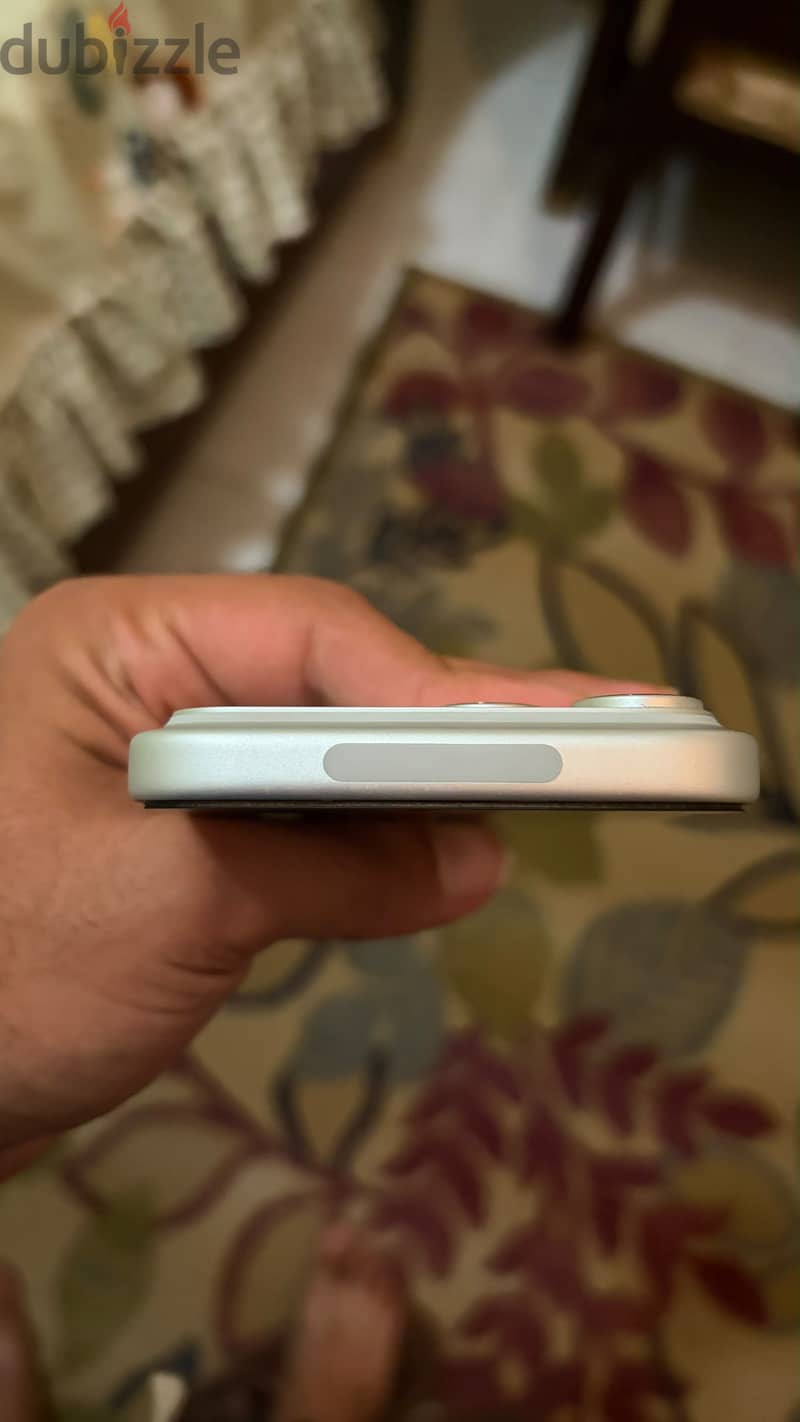 Apple - iPhone 17 Pro Max 4