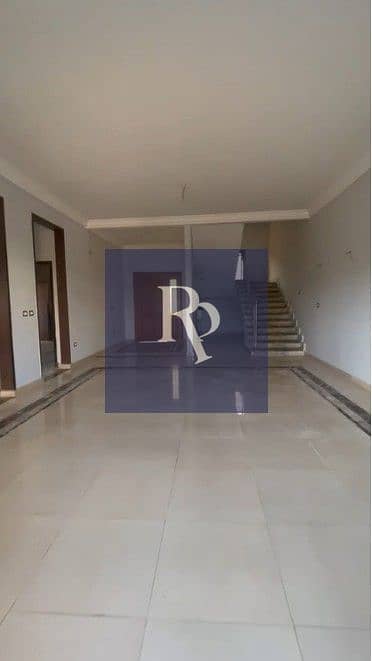 فيلا للإيجار في وصال | 400 متر | موقع مميز | الشروق أمام مدينتي مباشرة أمام الجامعة البريطانية