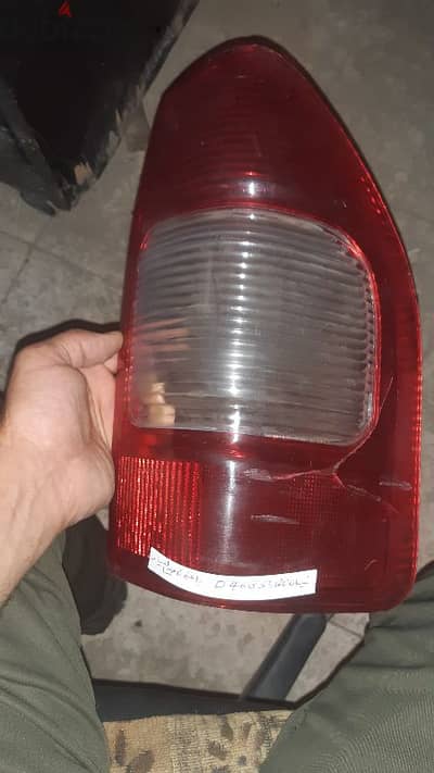 باغة فانوس نيسان نافارا دىD40