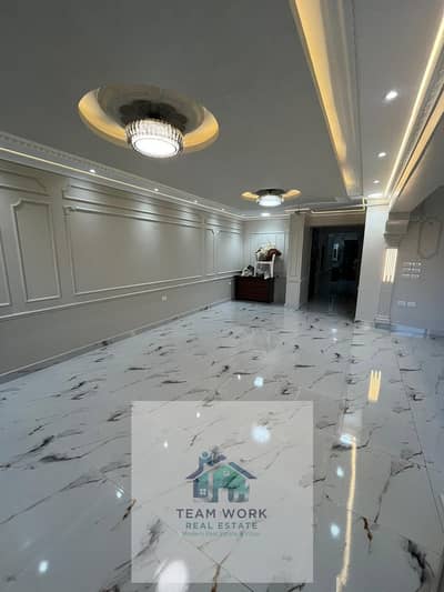 شقة للبيع الشيخ زايد الحي الخامس موقع مميز علي شارع  الرئيسي سوبر لوكس Apartment for sale in Sheikh Zayed, Fifth District, prime location on the main