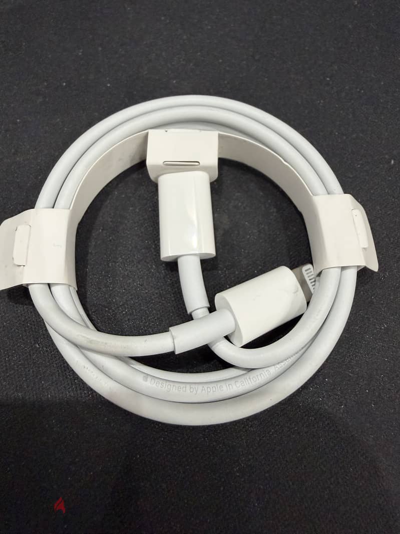 Apple lightning to type C cable 1