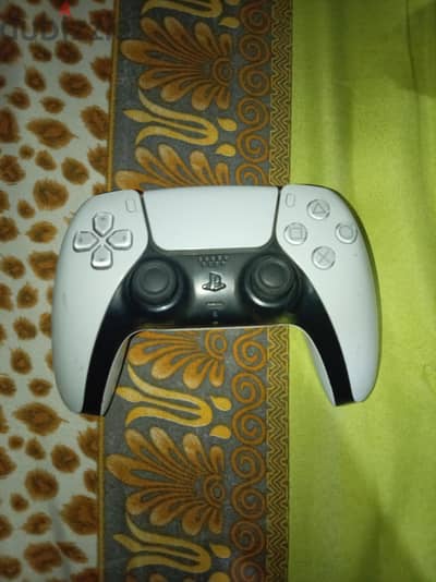 PS5 CONTROLLER