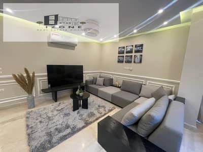 أفضل سعر شقة بحديقة مفروشة بالكامل للإيجار في ليك فيو ريزيدنس Lake View Residence القاهرة الجديدة New Cairo بمساحة 130 متر وحديقة 96 متر