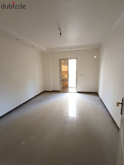 Apartment for rent in the distinguished neighborhood west of Sumid, the area of palaces and villas, second number from the axis
