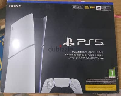 PS5 slim digital edition استعمال 6 شهور معاه الكرتونه والفاتوره وكلو