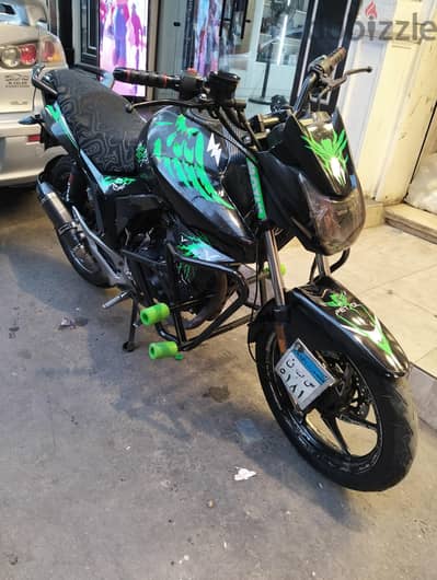 للبيع مكنة F250 مشدودة بالكامل  رخصة سنتين