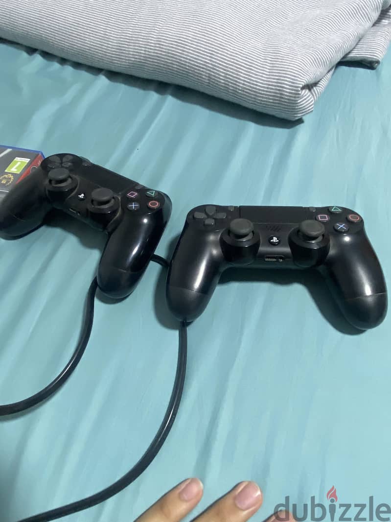 PS4 pro British  1