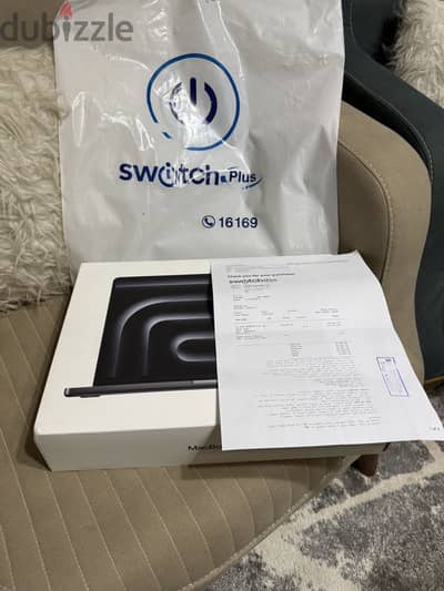 MacBook Pro M5 ram 24 hard 1 Tera open box