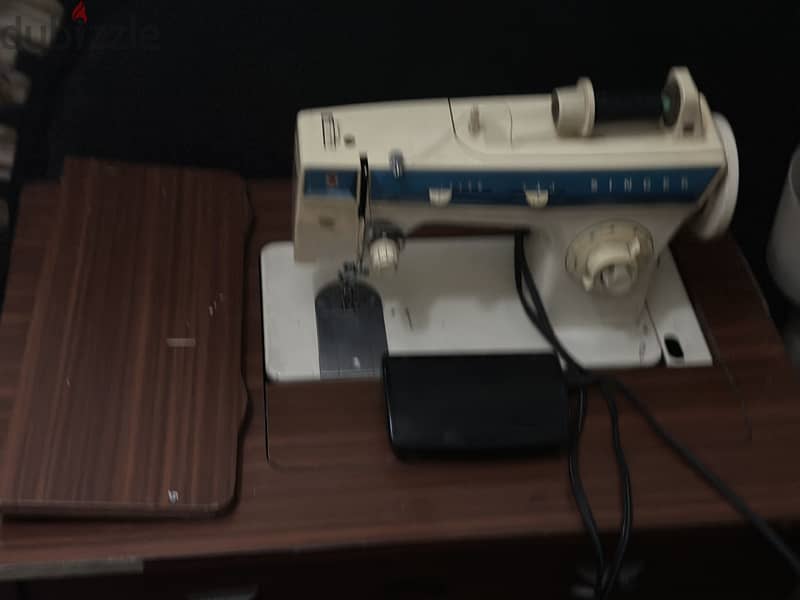 Singer sewing machine 7