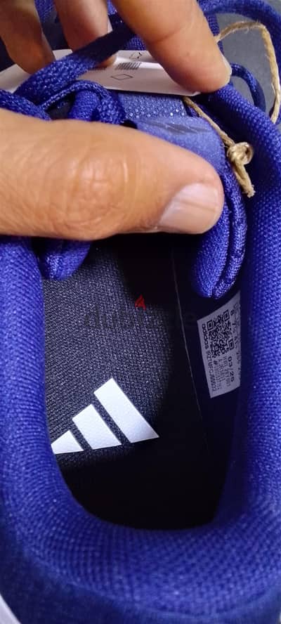 كوتشي رياضي اصلي اديداس بالعلبة Adidas original