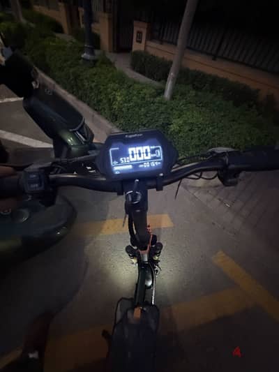 Kujoo electric scooter for sale used as new m5 pro