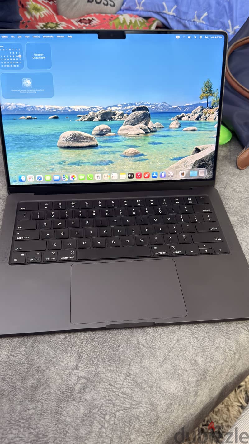 MacBook Pro M3 pro 2