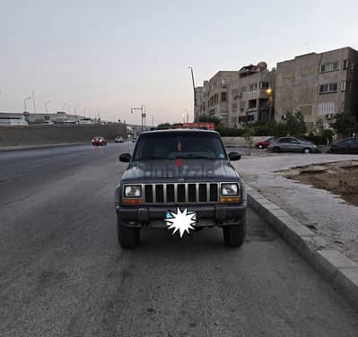 جيب شيروكى 2000