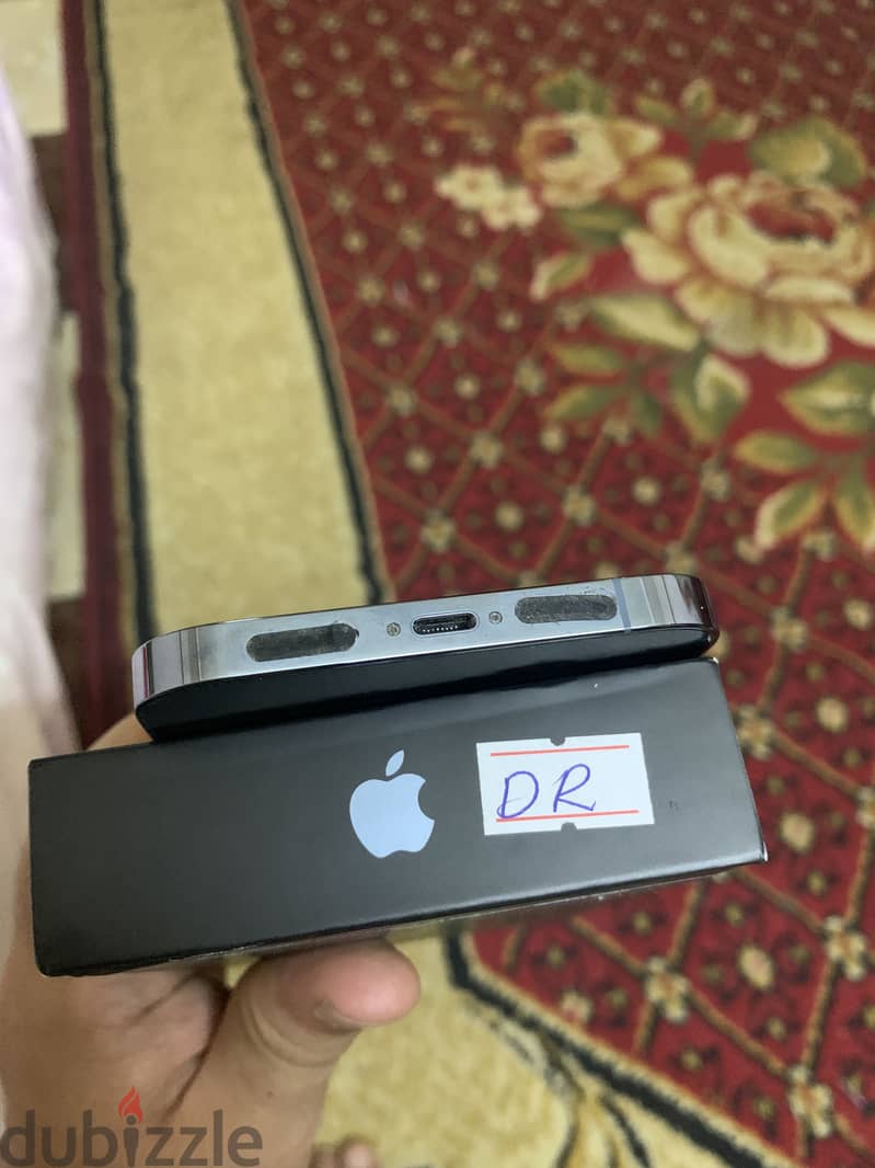 ‏Iphone 13pro max128g battery 81%||ايفون١٣ برو ماكس١٢٨جيجا 8