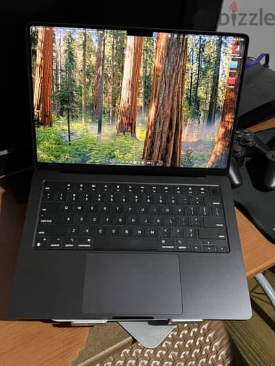 Macbook pro m4 14 inch