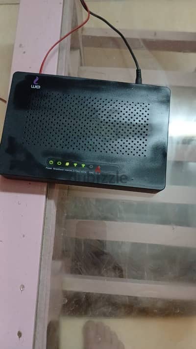 راوتر we بحالة ممتازة