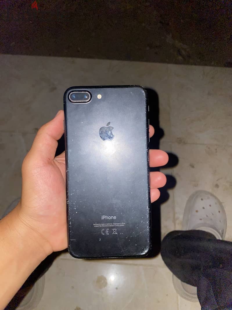 Apple - iPhone 7 Plus 1
