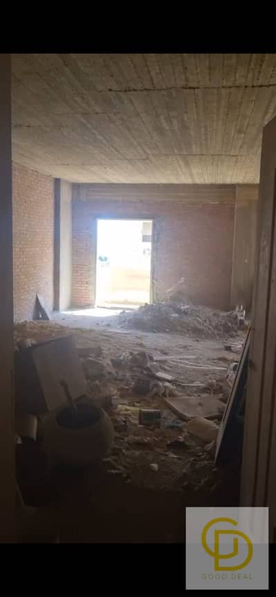 215sqm Spacious Apartment (Old Loading) for Sale in El Shorouk (7th District) | 2nd Floor | Registered Share in Land Shorouk city