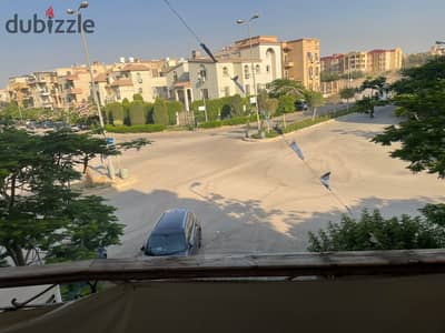 شقه مميزة للبيع فى فيلات جنوب الاكاديميه