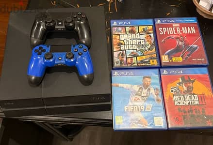 Ps4 fat - 1 TB + 2 controllers + 4 games